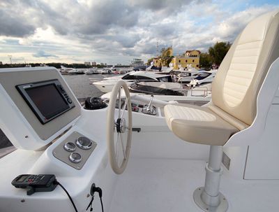 Моторная яхта  AZIMUT MAGELLANO  ( гв)