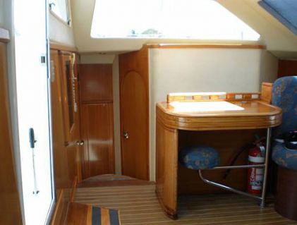 Катамаран б/у SEAWIND Катамаран б/у SEAWIND