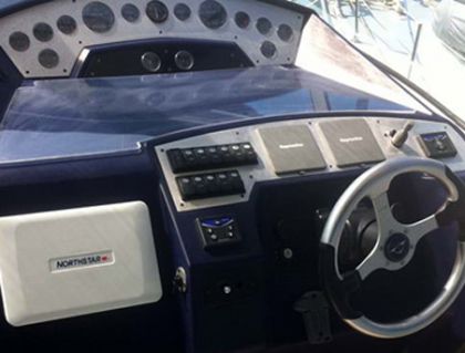 Моторная яхта SEALINE S GALEB
